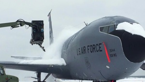 Snowblowing a Stratotanker