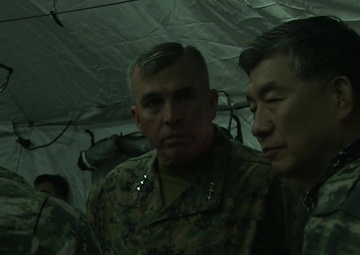 Lt. Gen. Wissler and Lt. Gen. Lee meet on Camp Mujuk