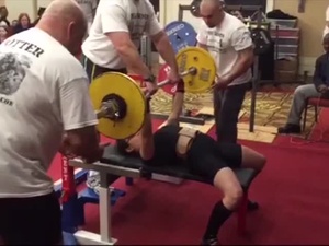 Coast Guard Officer Competes in National Powerlifting Competition