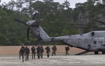 Dutch Marines Attack MOUT Town