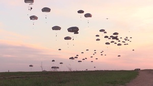 British Army Paratroopers Prepare for CJOAX 15-01.