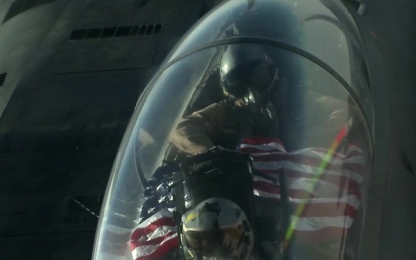 U.S. KC-135 Refuels U.S. F-16's and A-10's