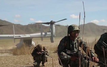 Filipino, U.S. Marines Conduct Aerial Assault During Balikatan
