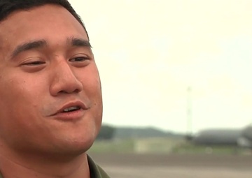 Marines Keep Aircraft in Fighting Shape