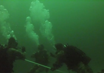 National Guard Special Forces Divers Train With USCG