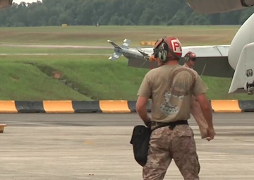 B-roll of Marine Fighter Attack Squadron 323 Pilots Conducting their Last Flight to Close Commando Sling