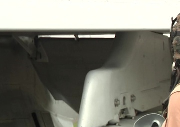 Marine Fighter Attack Squadron 323 Pilots Conduct their Last Flight to Close Commando Sling