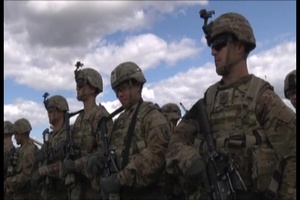 Estonia President Visits U.S. Soldiers