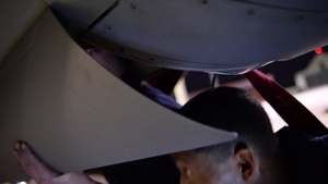 RAW:F-22 Maintainers
