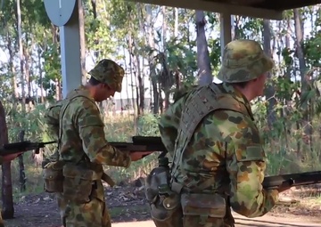 Leading from the front: Marines, Australians Complete Leadership Course
