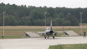 Polish F-16s Launch to Participate in Exercise Eagle Talon
