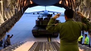 Early Load Up of M1A2 at Ramstein