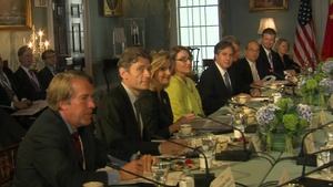 Pool Camera Spray of Strategic and Economic Dialogue