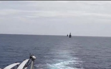 USS Fort Worth Conducts Maneuvering Drills with Philippine Navy Ships
