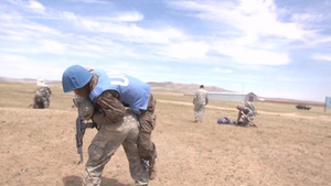 Alaska Guardsmen Treat Simulated Casualties During Khaan Quest 2015