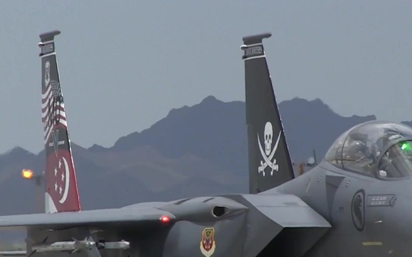 Ten F-15SG's from Mountain Home AFB Arrive at D-M