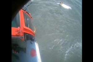 Mother, Daughter Rescued After Boat Capsizes off St. Simons Island