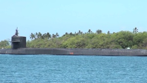 B-ROLL USS Ohio (SSGN 726)