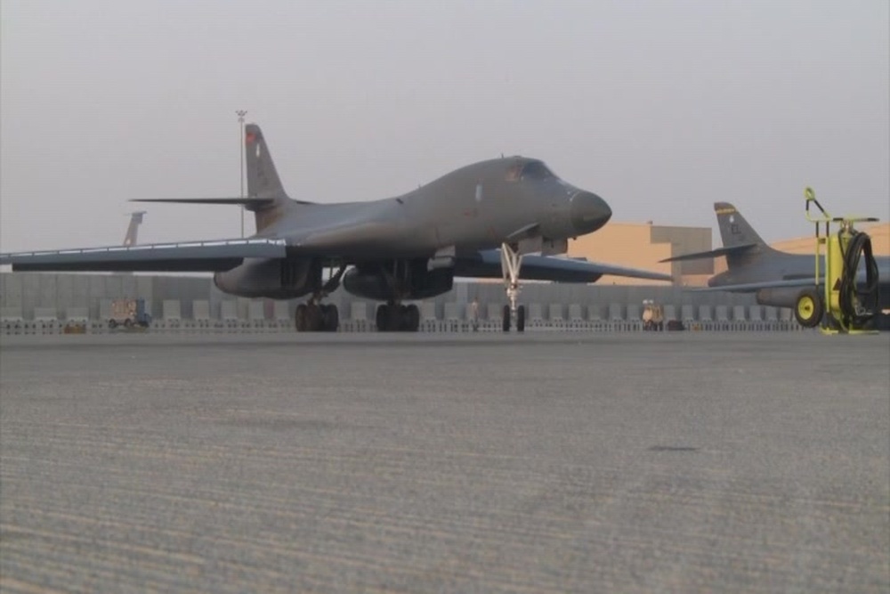 DVIDS - Video - B1-B Lancer Refueling Mission