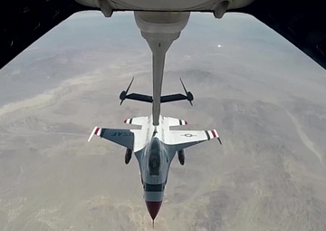 KC-10 Extender Refuels USAF Thunderbirds Over Western Nevada