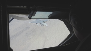 KC 135 Refuels F-16s July 29th, 2015