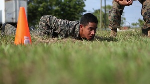 US Marines help Hondurans stay combat fit