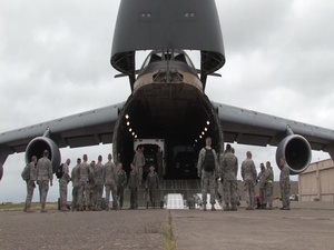 Troops Arrive and Unload for Vigilant Guard 2015