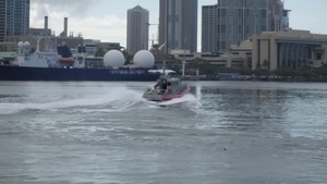 Station Honolulu Response Boat Tows in Disabled Vessel