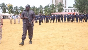 US Marines teach tactics to Benin police