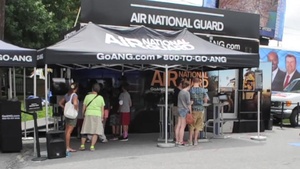 Air Guard Recruiters Tap Into Muzikfest