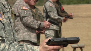 Kosovo Force Service Members try for German Armed Forces Proficiency Badge