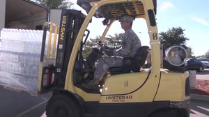 SC Guardsmen Assist at Local Point of Distribution During SC Flood