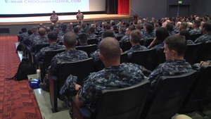 CNO Visits Yokosuka Naval Base-PACREP