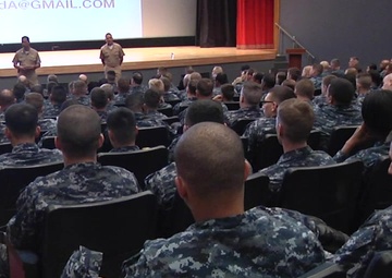 CNO Visits Yokosuka Naval Base-PACREP