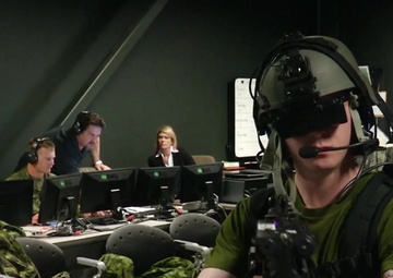 Canadian Soldiers Train at Fort Bliss