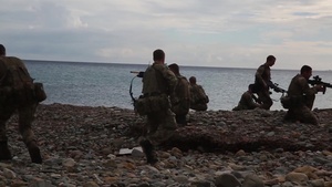 U.S. and U.K. Royal Marines bilateral amphibious training during Trident Juncture 15