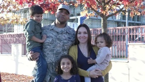 TSgt Stewart and Family Send Holiday Greetings