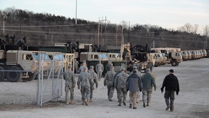 National Guard Bureau Chief, visits Missouri Guardsmen in Wake of Historic Floods