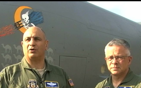 Maj. Gen. Haddad and Col. Bright discuss an AC-130 Flying Mission During Desert Storm