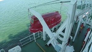 Coast Guard inspects High-Tech LNG Tanker for US Entry