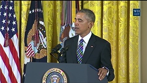 Navy Seal Receives Medal of Honor