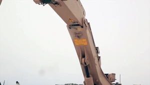 B-Roll: Militaries interact during static display; Cold Response 16 kicks off