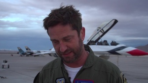 Gerard Butler Flies with the Thunderbirds