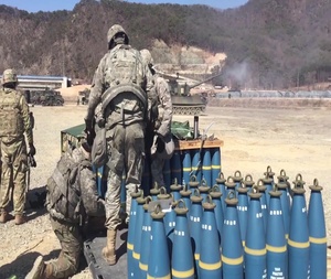 1-82 FA Conducts Table VI Gunnery in South Korea