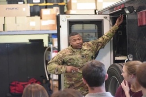 Minuteman Report: Texas Guard Hosts High School Field Trip