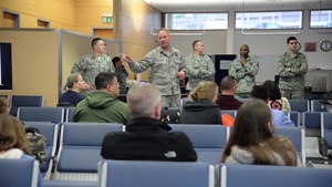 Families arrive at Ramstein - broll