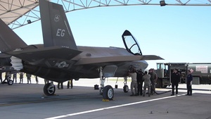 F-35s Land at McEntire