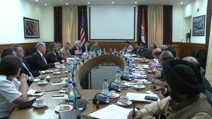 Carter Meets With Indian Defense Minister