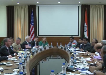 Carter Meets With Indian Defense Minister