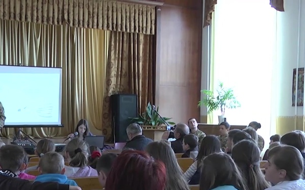 Soldiers Show the Other Side of JMTG-U